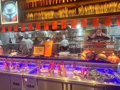 -魏铭鱼头捞饭(晋阳路店)