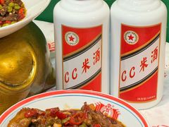 -堂瓦里·33年传统赣菜(第一街区店)