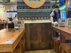 -云阿蛮云南生烫牛肉米线(奉贤路店)