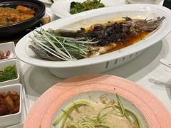 -万龙洲海鲜(大兴绿地缤纷城店)