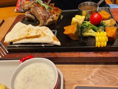 -豪客来牛排(成都锦江大融城店)