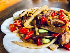 酸笋炒大肠-牛八宝桂林米粉(八里庄店)