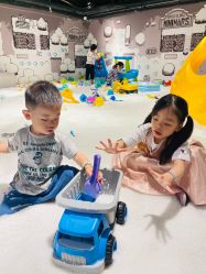 -MINI MARS KIDS CLUB亲子家庭中心(长宁天山店)
