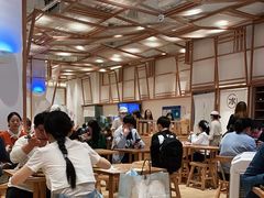 大堂-小满手工粉(上海月星环球港店)