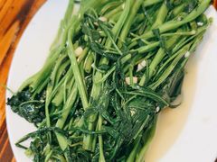 -鑫驼峰牛排火锅(普陀路店)