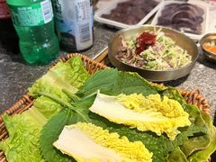 -草家酱蟹炭火烤肉店(珲春南路一店)