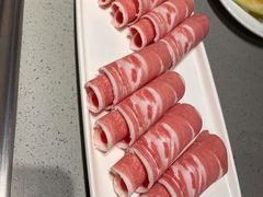 -海底捞火锅(曹安公路店)