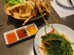 越南小吃拼盘-美奈小馆·越南料理(中航城君尚购物中心店)
