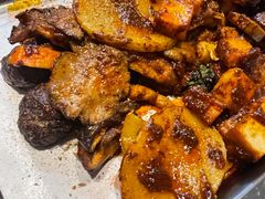 -新哥小串·臭米线(风尚米兰店)