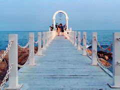 -北戴河碧螺塔海上酒吧公园