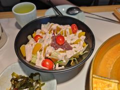 黄桃沙拉-猪啊牛呀羊啊铜盘烤肉(正大广场店)