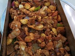 -老东镇啤酒屋海鲜加工·蒸汽海鲜·海鲜烧烤(台东店)