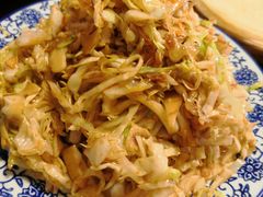 家常圆白菜-娄三少·老北京春饼烤鸭家常菜(方庄店)