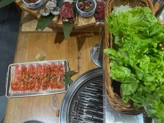 -汉城烤肉·黑金冠(华山路店)