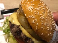 -The Habit Burger Grill 哈比特汉堡(复兴soho店)