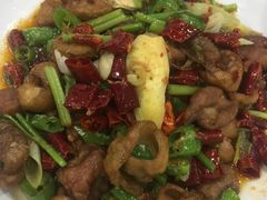 火爆肥肠-雨田饭店(华兴东街店)