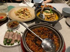 酸木瓜炖牛腩-半山腰·云南菜(侨福芳草地店)