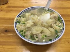 -胖子馄饨坊(天目大厦东南)