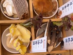 -阿婆情腊排骨火锅(金虹路店)