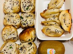 -香山胡记吴江路生煎(灵山路店)