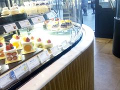 面包甜点陈列柜-巴黎贝甜(五道口店)