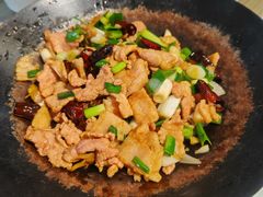 -宣威年猪饭·二十年云南家常菜·特色小炒肉(金碧店)