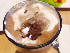 冰镇巧克力熔岩爆珠奶茶-必胜客(新辰里酒仙桥店)