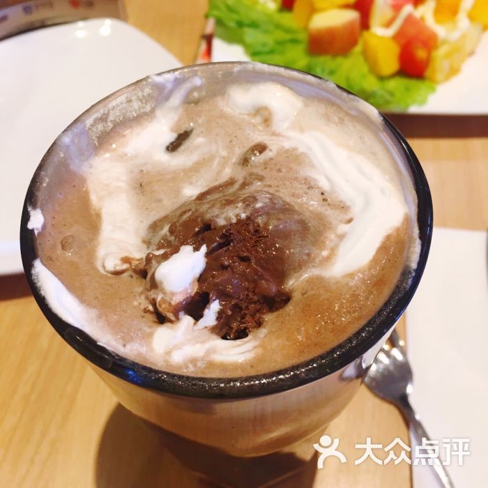 必胜客(酒仙桥店)-冰镇巧克力熔岩爆珠奶茶图片-北京美食-大众点评网