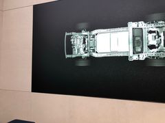 -理想汽车(世纪汇店)