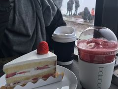 -Cafe Aewol Monsant