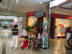 -第5大道精品休闲购物广场