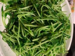 酒香炒豆苗-老头儿油爆虾·知味杭州(爱琴海购物中心)
