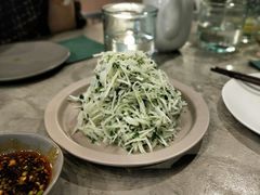 荠菜拌鲜笋-半山腰·云南菜(侨福芳草地店)
