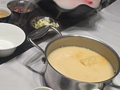 -红鼎豆捞·非遗鲍皇汤火锅(宝丰路店)