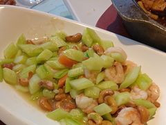 -赶海部落海鲜城(海阳路店)