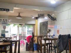 大堂-谭记老字号跳跳蛙·香辣蟹.专注二十年(滨江店)
