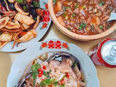 -崴海渔村(虹梅路店)