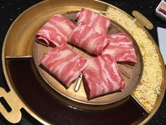 -猪啊牛呀羊啊铜盘烤肉(正大广场店)