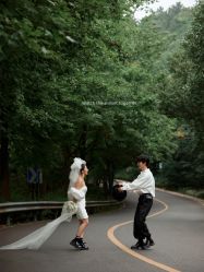 -至臻微拉婚纱摄影