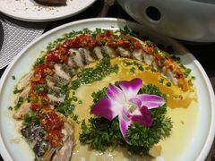 私房剁椒蒸鲈鱼鲈鱼-箱美术馆私房菜(水晶郦城店)