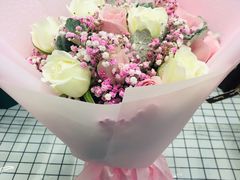-怡花宜木鲜花店(朝阳路店)