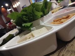 -鸡遇虾煲干锅火锅(小寨金莎店)