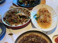 -八府香鸭·啫啫煲(华山路店)