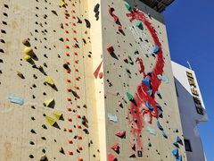 -问山MountQuest攀岩馆