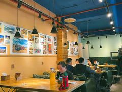 大堂-无届青年餐馆(熙街店)