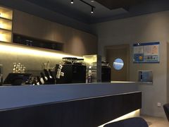 -瑞幸咖啡(新理想大厦店)