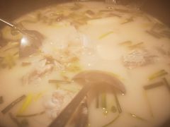 -咕嘟草帽鱼·牛奶一样的鲜鱼汤(包河万达广场创始店)