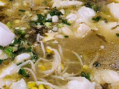 酸菜鱼-大食代美食广场(迪士尼小镇店)