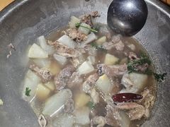 -大众跷脚牛肉馆·非遗传承单位(峨眉山店)