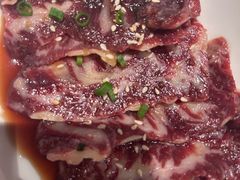 -山川小町·极番烧肉(新地假日广场店)